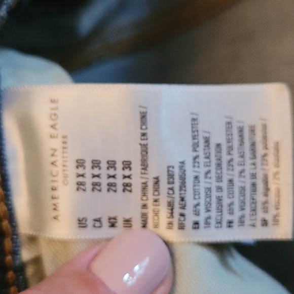 American Eagle jeans - Picture 3 of 5